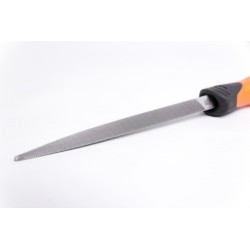 LIMA TRIANGULAR 01 BASTARDA