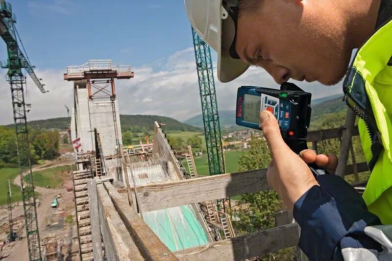 MEDIDOR DIGITAL DE DISTANCIA 250 MTRS. REF: GLM250 VF