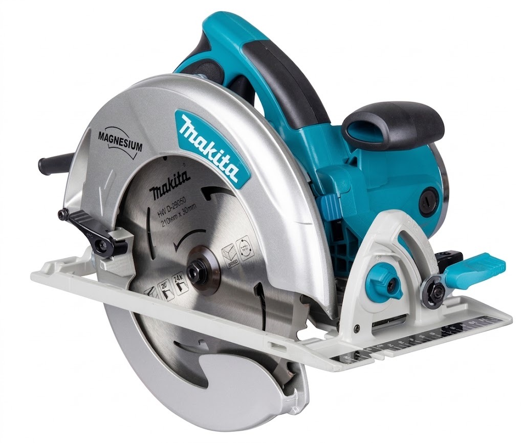 SIERRA CIRCULAR 8 1/4  1400 W REF: 5008MG MAKITA