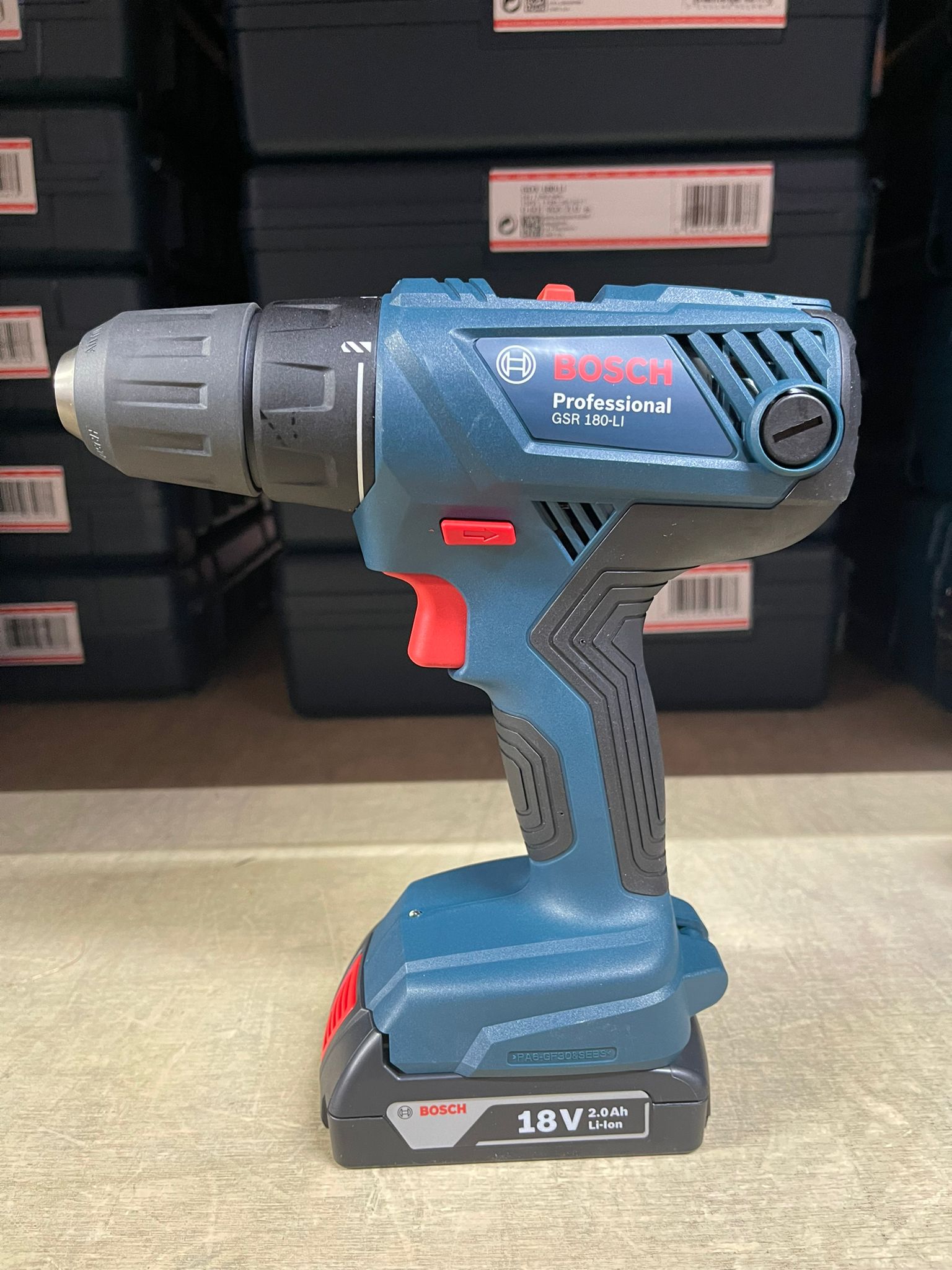 Taladro GSR 180-LI Bosch Professional vista 2